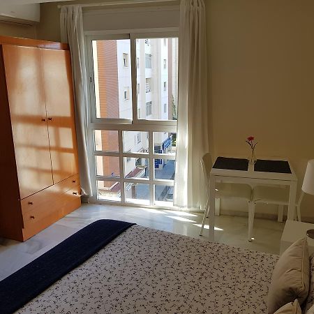 Fan Flat Eugenio (Adults Only) Apartman Málaga Kültér fotó