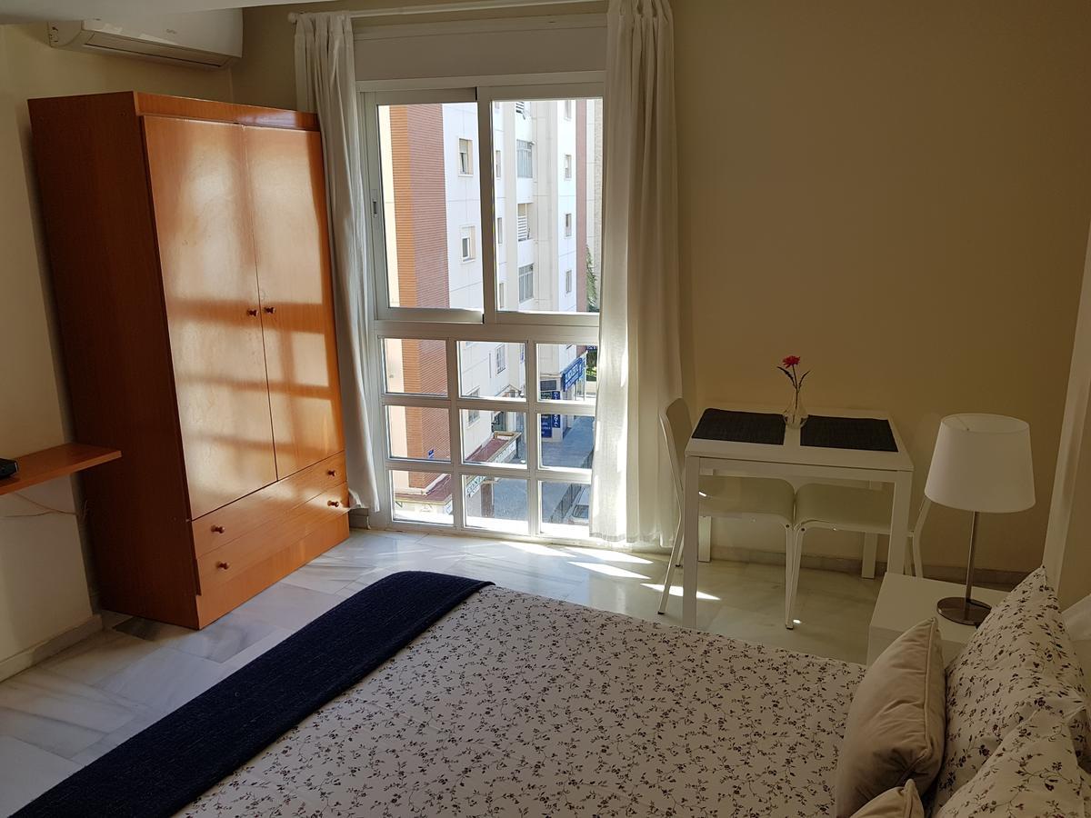 Fan Flat Eugenio (Adults Only) Apartman Málaga Kültér fotó